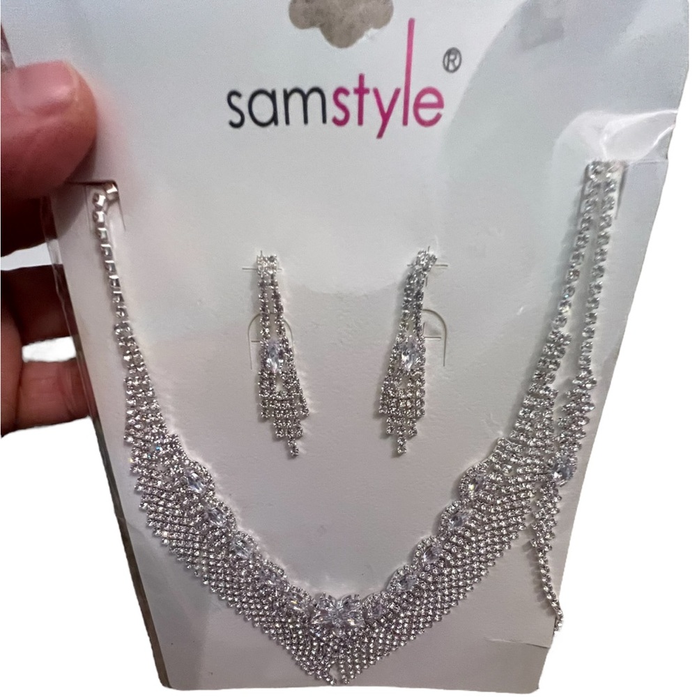 SAMSTYLE Rhinestone Silver Sparkly Marquise 3pc set Earrings, Necklace, Bracelet